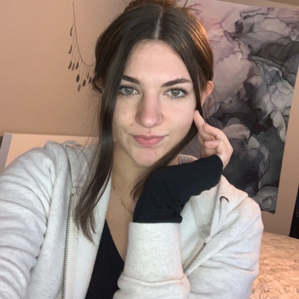 Meet your Posher, Lizzy